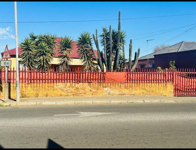 3 BEDROOM HOUSE FOR SALE IN MALVERN